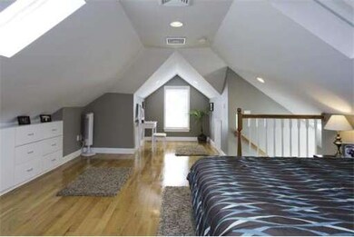 17 Thorndike St, Arlington, MA 02474 - photo 5