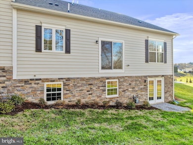 12926 Hawkins Cir unit 26, Hagerstown, MD 21742 - photo 5