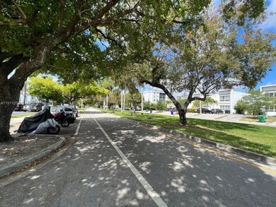 2430 NE 135th St unit 105, North Miami, FL 33181 - photo 2
