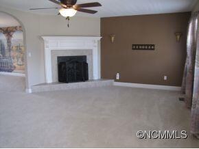 24 Greg Ct, Hendersonville, NC 28792 - photo 2