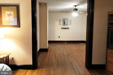 46 N Queen St, Littlestown, PA 17340 - photo 7