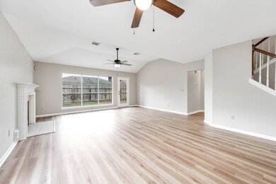 3905 Ivywood Dr, Pearland, TX 77584 - photo 5