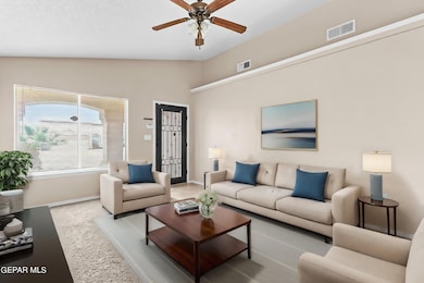 14328 Desert Cactus Dr, Horizon City, TX 79928 - photo 2