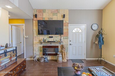 821 Puerto Del Carmen Ave, Horizon City, TX 79928 - photo 6