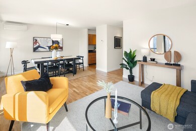 Royal Crest unit 1702, Seattle, WA 98121 - photo 7