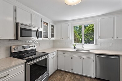 45 Lafayette St, Marblehead, MA 01945 - photo 7