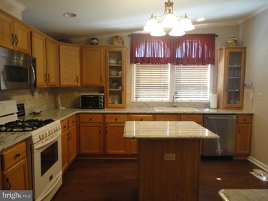708 Dale Ln, Williamstown, NJ 08094 - photo 2