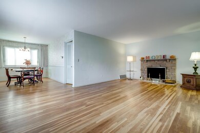 04 - 4187 Lawnview Drive-4.jpg