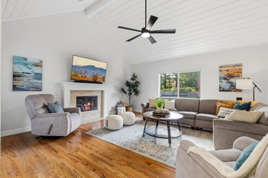 112 Tomlinson Dr, Folsom, CA 95630 - photo 4