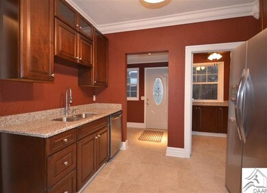 2023 E 4th St, Duluth, MN 55812 - photo 4