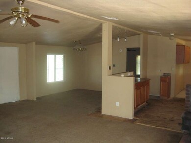 Dining Rm-Kitchen