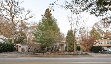 367 Newton St, Chestnut Hill, MA 02467 - photo 2