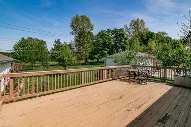 1861 Empire Rd, Wickliffe, OH 44092 - photo 5