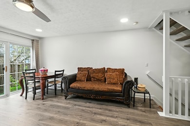 5681 Mango Ln unit 102D, Hilliard, OH 43026 - photo 6