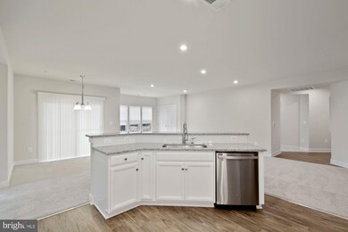 10110 Seattle Slew Ln unit 2B, Laurel, MD 20723 - photo 5