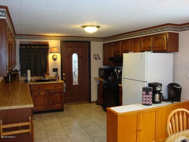 Lots of kitchen cabinets!