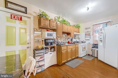 930 N 32nd St, Camden, NJ 08105 - photo 6