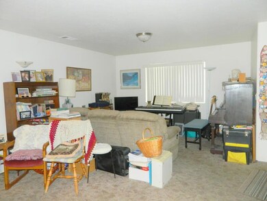 331 SE M St, Grants Pass, OR 97526 - photo 6