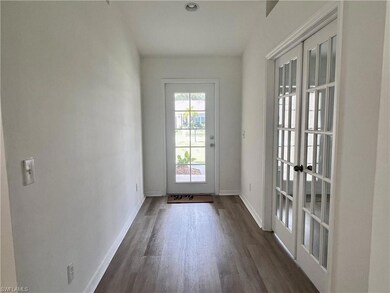 210 Manasota St, Fort Myers, FL 33913 - photo 6