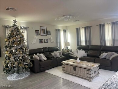 5045 Bloodhound St, Las Vegas, NV 89122 - photo 4