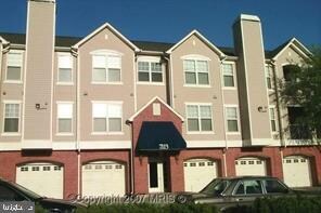 7113 Sandown Cir unit 303, Windsor Mill, MD 21244 - photo 4