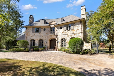 Absolutely stunning! Impeccable Architectural Desi