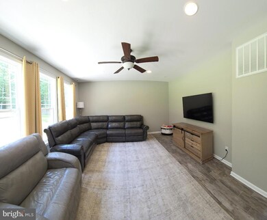 38 Southern View Dr, Stafford, VA 22554 - photo 4