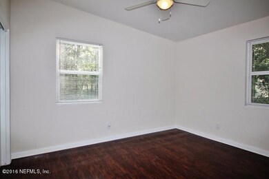 4641 Arthur Durham Dr E, Jacksonville, FL 32210 - photo 6