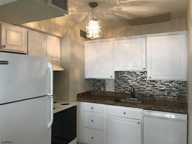 Warwick Condominiums, Atlantic City, NJ 08401 - photo 2