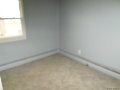 21 Vics Ct, Albany, NY 12205 - photo 7