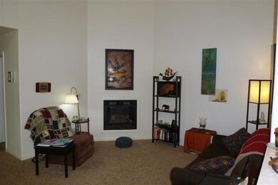 891 NE Hidden Valley Dr, Bend, OR 97701 - photo 3