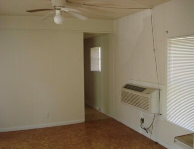 10 Powhatan St, Crawfordville, FL 32327 - photo 2
