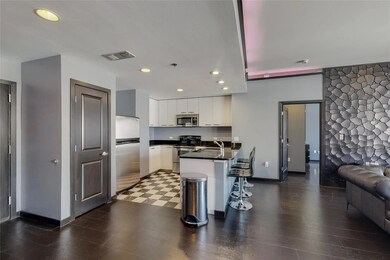 The Metropolitan unit 1511, Dallas, TX 75202 - photo 2