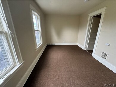 421 19th St, Niagara Falls, NY 14303 - photo 5