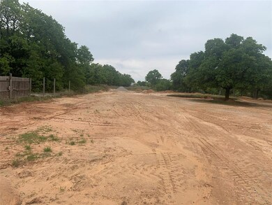 391 Shady Hill Ln, Springtown, TX 76082 - photo 2