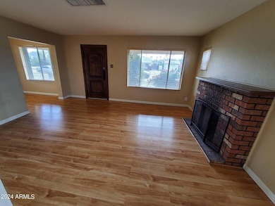 2210 N Mitchell St, Phoenix, AZ 85006 - photo 2