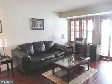 3324 Lakeside View Dr unit 3-4, Falls Church, VA 22041 - photo 7