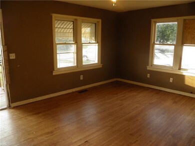 627 N Hobson Ave, Shawnee, OK 74801 - photo 5