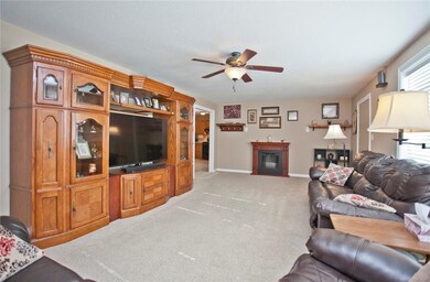 404 NW 5th St, Bentonville, AR 72712 - photo 6