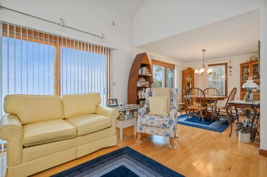 8 Elisha Pond Dr, Yarmouth Port, MA 02675 - photo 6