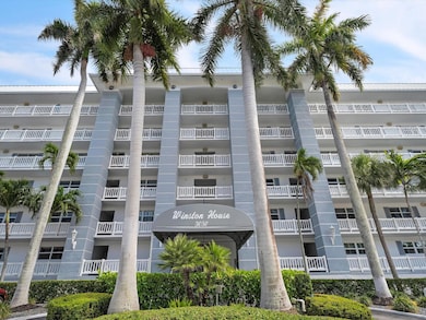 3050 NE 47th Ct unit 204, Fort Lauderdale, FL 33308 - photo 2