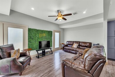 5915 Grace Ln, Houston, TX 77021 - photo 4