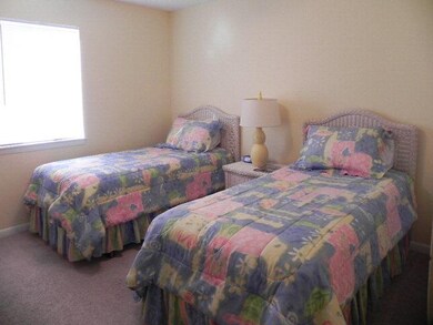 850 Mallery St *Furnished* unit E-8, Saint Simons Island, GA 31522 - photo 4