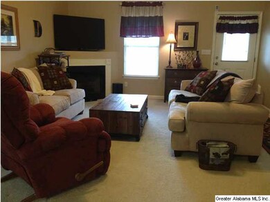 Relax and enjoy friends and family in this large g