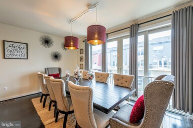 923 Badger Ave, Frederick, MD 21702 - photo 4