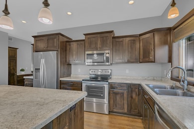 931 Waters Edge Cir, Avon, MN 56310 - photo 7