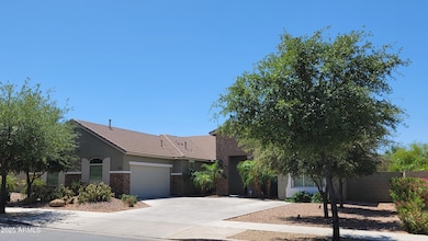 Side-Entry Garage