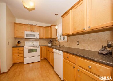 3418 36th St, Rock Island, IL 61201 - photo 7