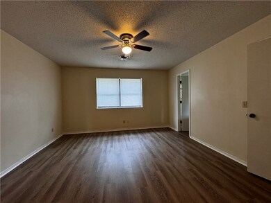 911 NW A St, Bentonville, AR 72712 - photo 7