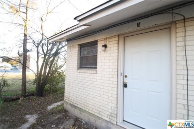 205 W Avenue A unit A, Copperas Cove, TX 76522 - photo 2